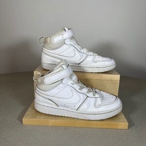 Nike Court Borough Mid 2